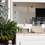Апартаменты Lovely With Beautiful Garden