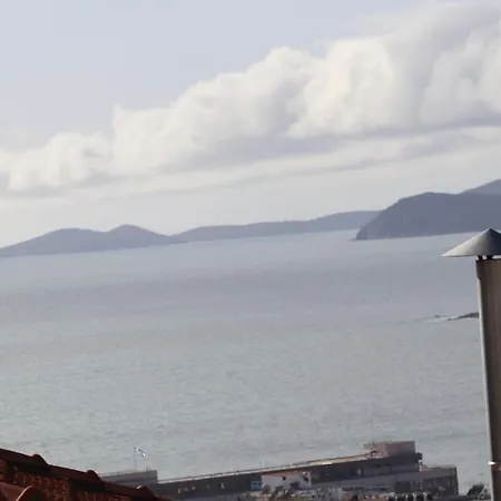 Lovely With Beautiful Garden 아파트 *