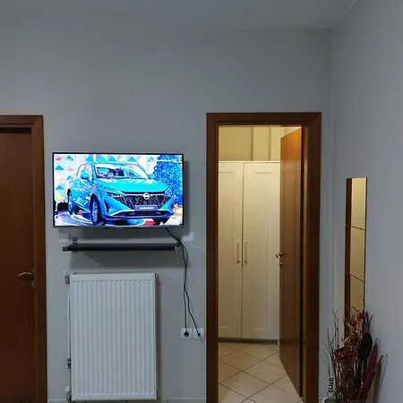 Lovely With Beautiful Garden Apartamento Kavala