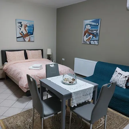 Lovely With Beautiful Garden *