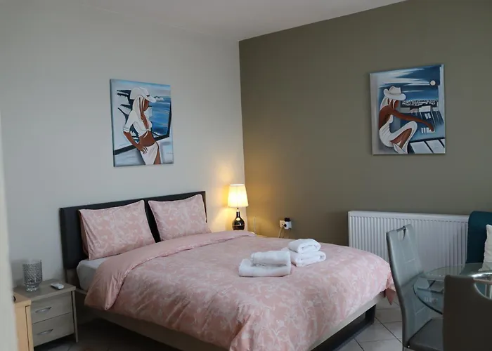 Lovely With Beautiful Garden * Kavala