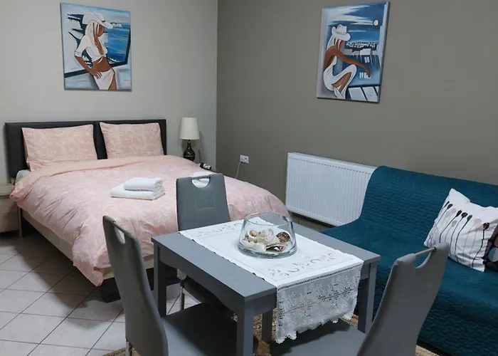 Lovely With Beautiful Garden *